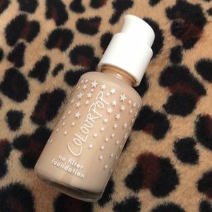 Colourpop Foundation (light 60)